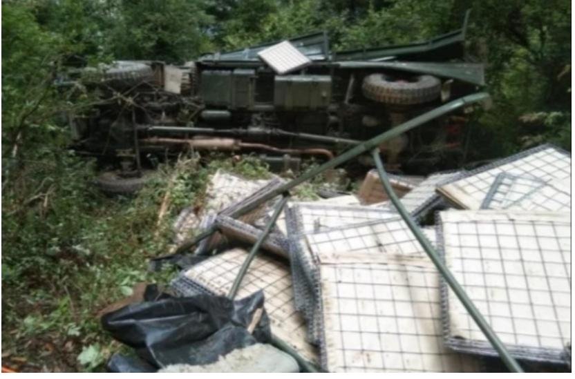 बद्रीनाथ राष्ट्रीय राजमार्ग पर सेना का वाहन दुर्घटनाग्रस्त