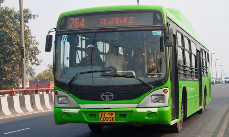 पब्लिक ट्रांसपोर्ट में महिला बस ड्राइवरों की नियुक्ति हेतु मानदंडों में ढील